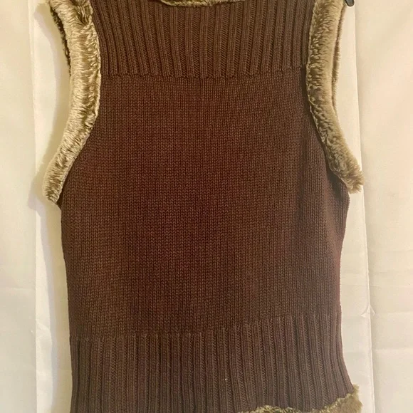Women’s New Directions Brown Sweater Vest with Faux Fur Trim Size L - Picture 2 of 8